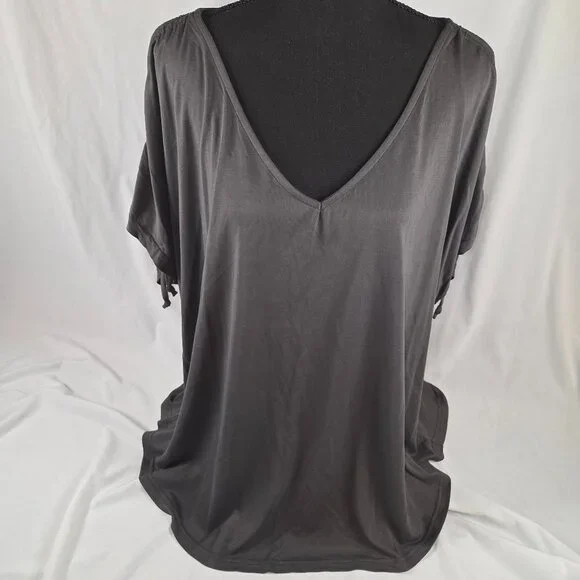 Suzanne Betro - Simple - Cap Sleeve Top - Picture 1 of 4